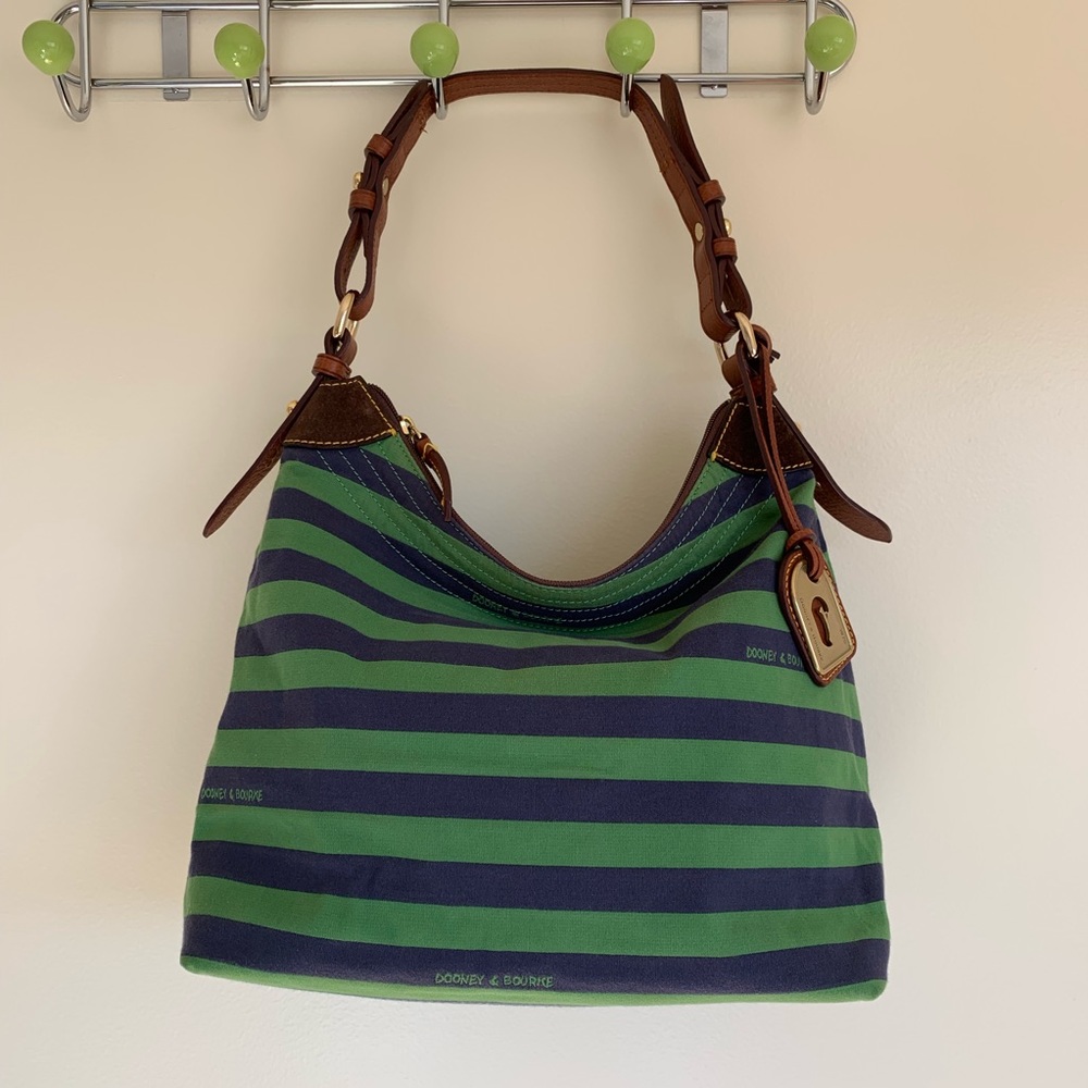 Dooney & Bourke purse